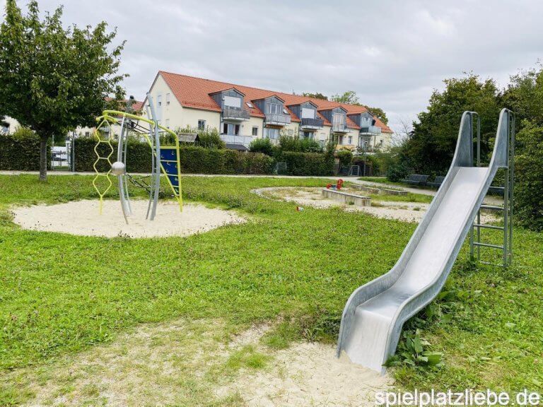 Read more about the article Spielplatz Barbi-Henneberger-Str. in Kirchheim-Heimstetten
