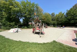 Sandkasten Kleinkindbereich auf dem Piraten-Spielplatz Heimstetten
